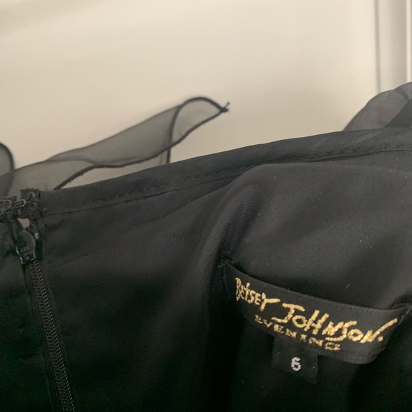 Betsey Johnson one shoulder ruffle dress - Picture 3 of 4